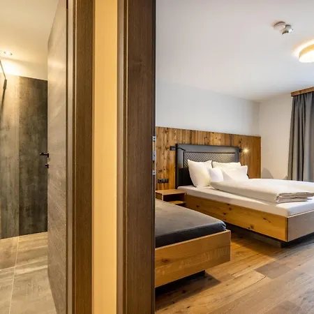 Gaestehaus Mirzl Bed & Breakfast *