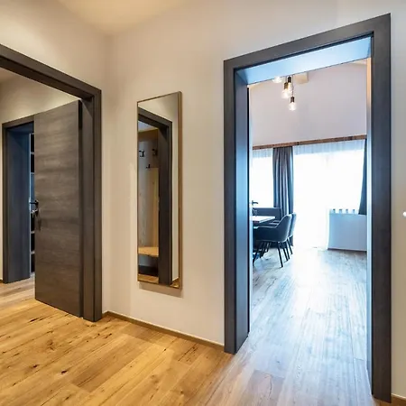 Gaestehaus Mirzl Bed & Breakfast