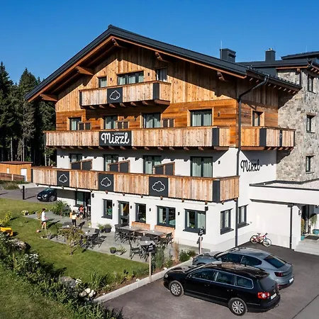 Gaestehaus Mirzl Bed & Breakfast *