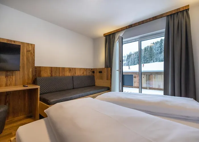 Gaestehaus Mirzl فندق مبيت وإفطار سخلادميخ