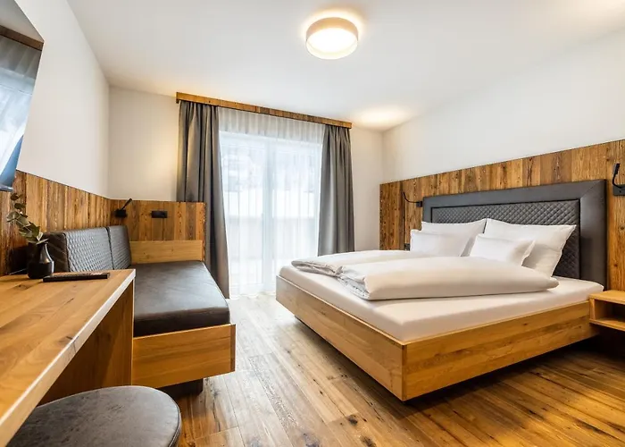 فندق مبيت وإفطار Gaestehaus Mirzl 3*