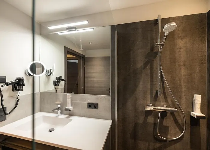 Gaestehaus Mirzl Bed & Breakfast 3*