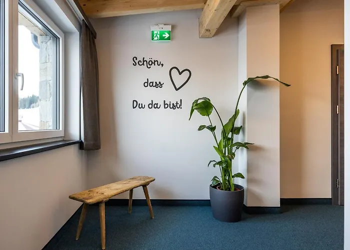 Bed & Breakfast Gaestehaus Mirzl 4*