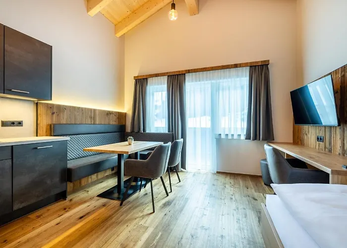 Gaestehaus Mirzl فندق مبيت وإفطار سخلادميخ